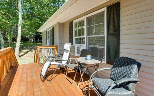 Walk to Lake Wallenpaupack: Poconos Vacation Home