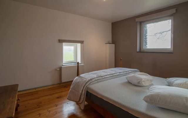 Wonderful Holiday Home in Gouvy with Hot Tub
