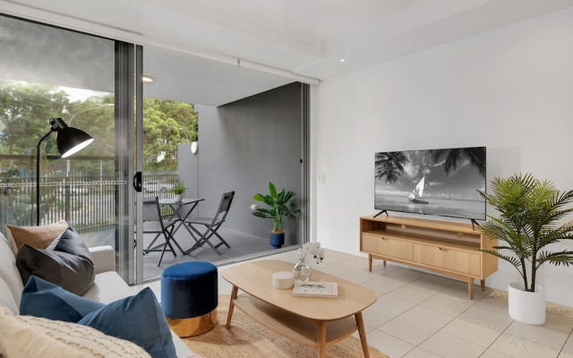 Urban Edge Apartments by Urban Rest