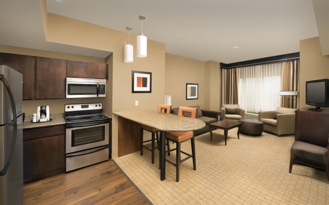 DoubleTree by Hilton Denver International Airport