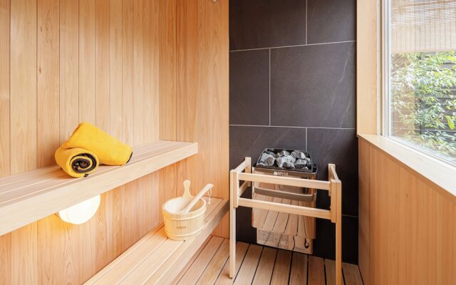 AWAUMI Fujikawaguchiko Resort