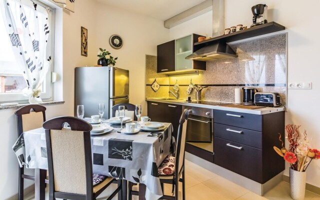 Beautiful Home in Vodnjan With Wifi and 2 Bedrooms