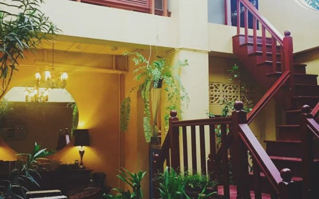2Rooms Boutique House