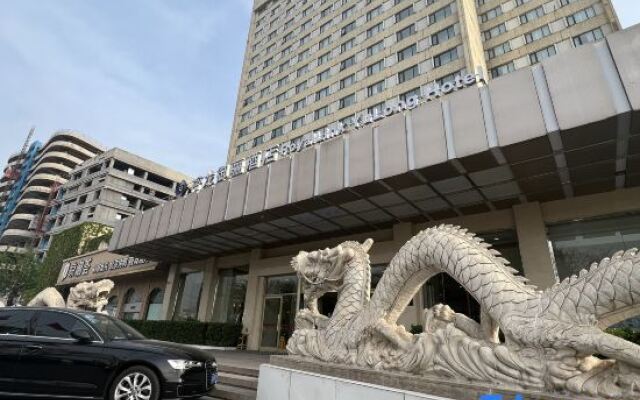 Yulong International Hotel