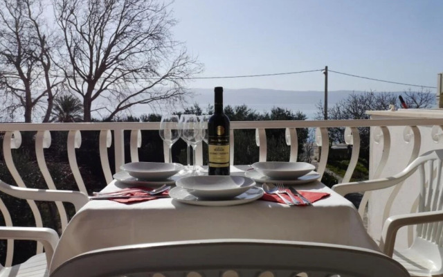 Dugi Rat Seaside Apartments