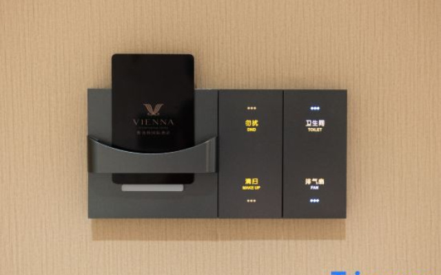 Vienna International Hotel (Version 5.0 Shantou University Wanda Plaza Branch)