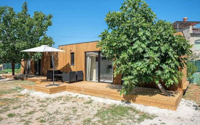 Dom Autocamp