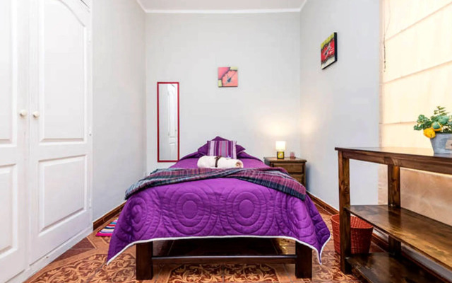 Pier 242 Miraflores B&B