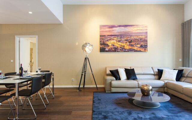 Marques Terrace Deluxe Apartment Rentexperience