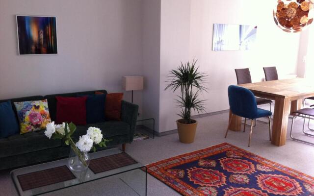 Spacious Starnberg Condo next to Munich