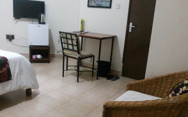 White Castle Hotel Arua