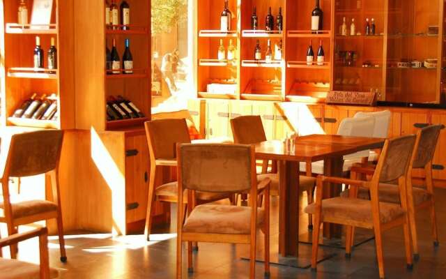Hotel Raices
