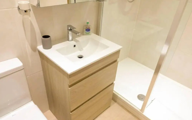Charming 1-bed Apartment in Bournemouth Near sea