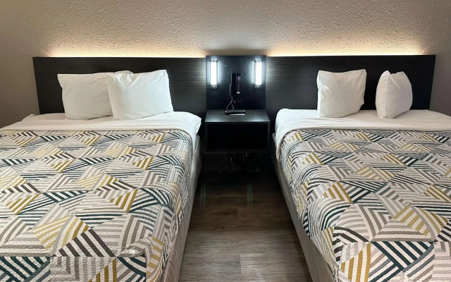 Motel 6 Pooler, GA - Savannah Airport