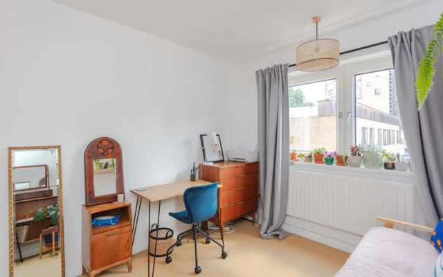 Cosy 2 Bedroom Apartment in Bethnal Green Near Victoria Park