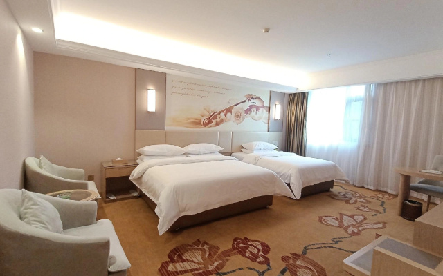Vienna Hotel (Suzhou Wujiang Huayuan Road)
