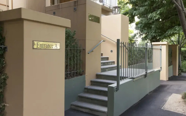 Boutique Stays - Wellington Mews, East Melbourne