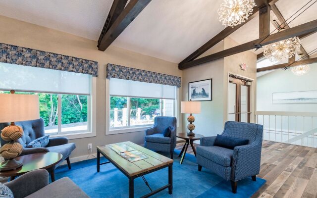 Rockport Inn And Suites