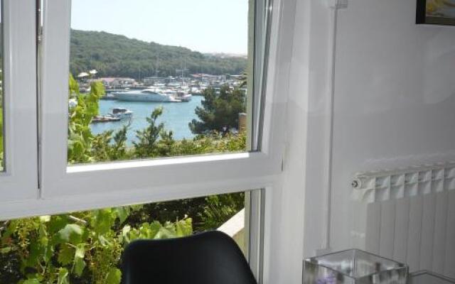 Apartmani Karmen Pula