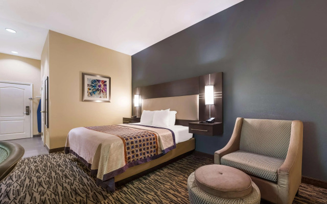Best Western Bradbury Inn & Suites