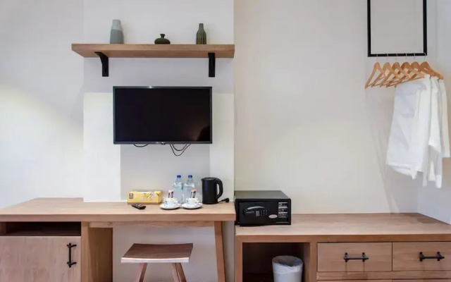 Saksiam Lakeside Resort