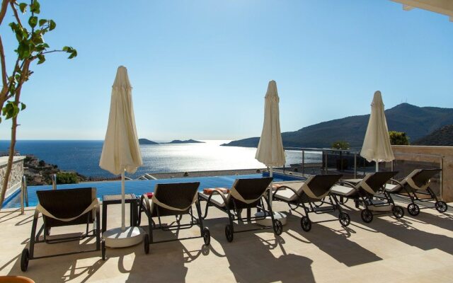 Villa Coast 2