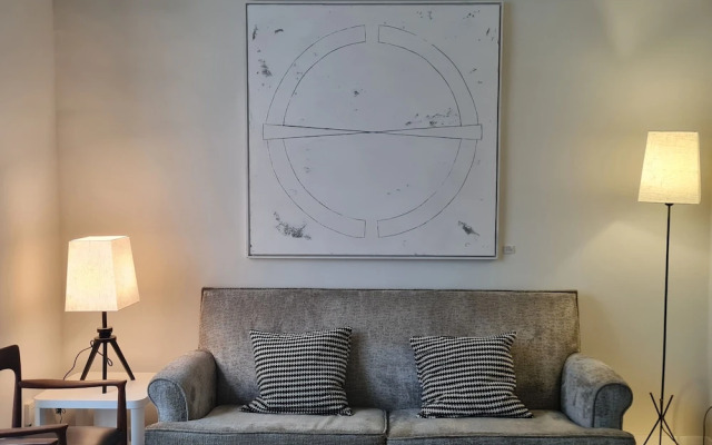 City Center Madrid Apartment With 2 Bedrooms