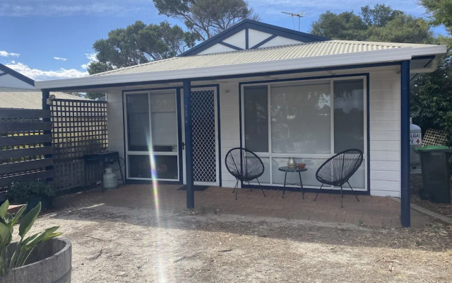 90 Mile Beach House & Villas