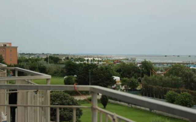 Hotel Caravel