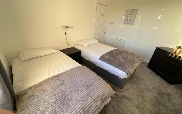 Lomond View Apartment