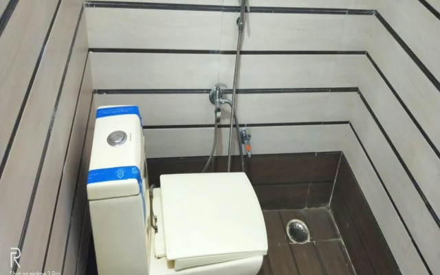 Sawera Guest House by OYO Rooms