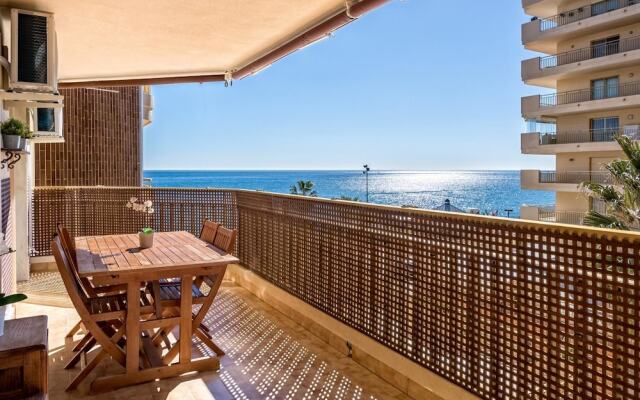 Dona Sofia - Fuengirola Promenade Apartment With Stunning Sea Views, Wifi