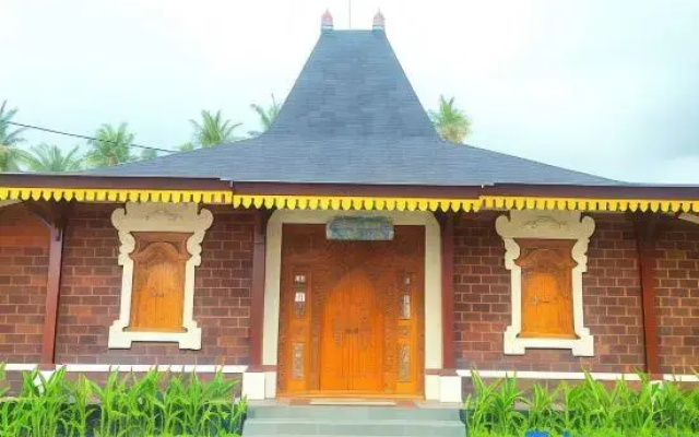 Puri Lovina