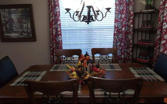 Little House on the Fairway