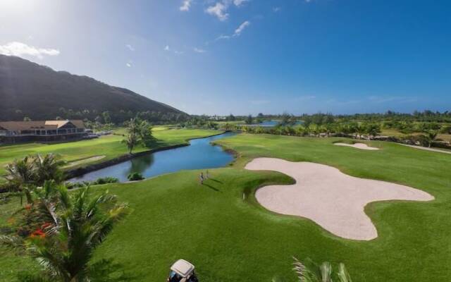 Moorea Golf Lodge