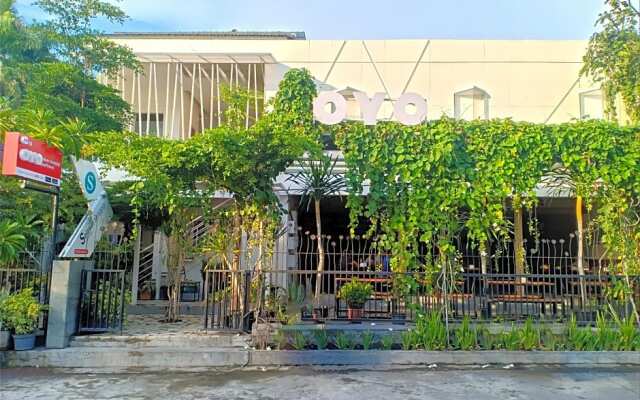 OYO 2510 Selasar Senggigi Residence