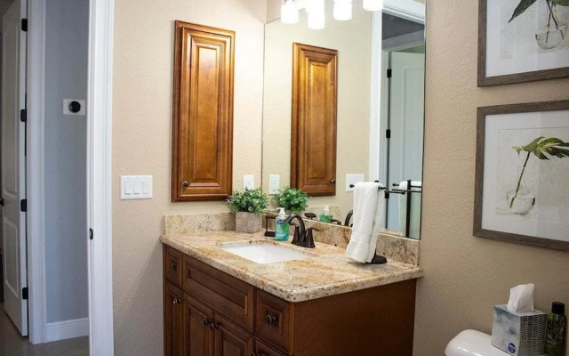 13622 Begonia Circle