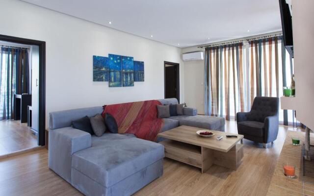 Artistic 3 bedroom apartment with sea view in Glyfada