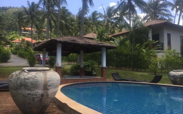 Blue Coconut Residence