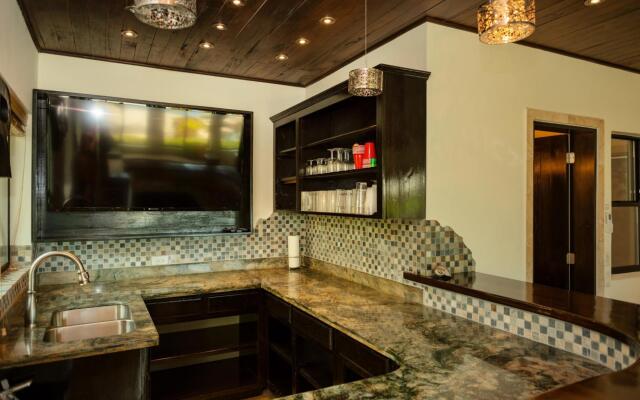 Villa Jammin Gecko in Belize City
