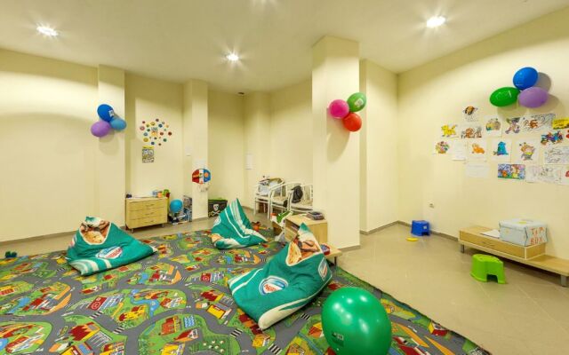Festa Gardenia Hills