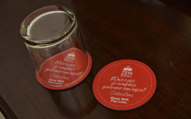 ZEN Rooms Cipaganti