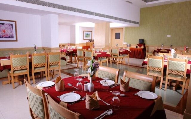 Hotel Pooram International