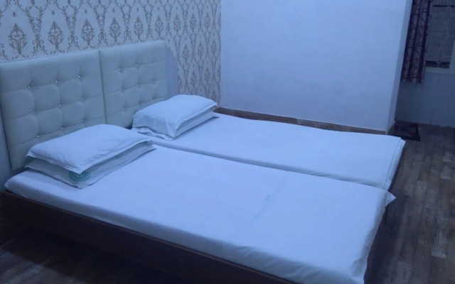 iROOMZ Sapthagiri Balla