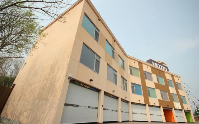 Andong Studio131 Hotel