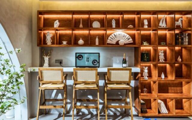 Rongguishan Designer Jiying Space Hualuo Lanjing Art Villa