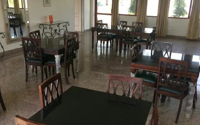 Estate Paradiso Jaipur