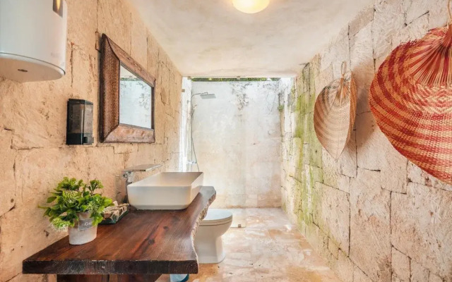 Mesmerizing Villa With Jacuzzi Maid in Cap Cana