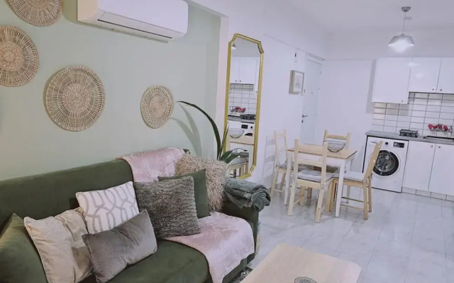103 LCA - Stay Green Apartment