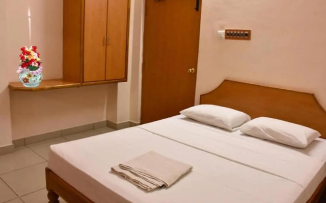 Yogi Ram Inn